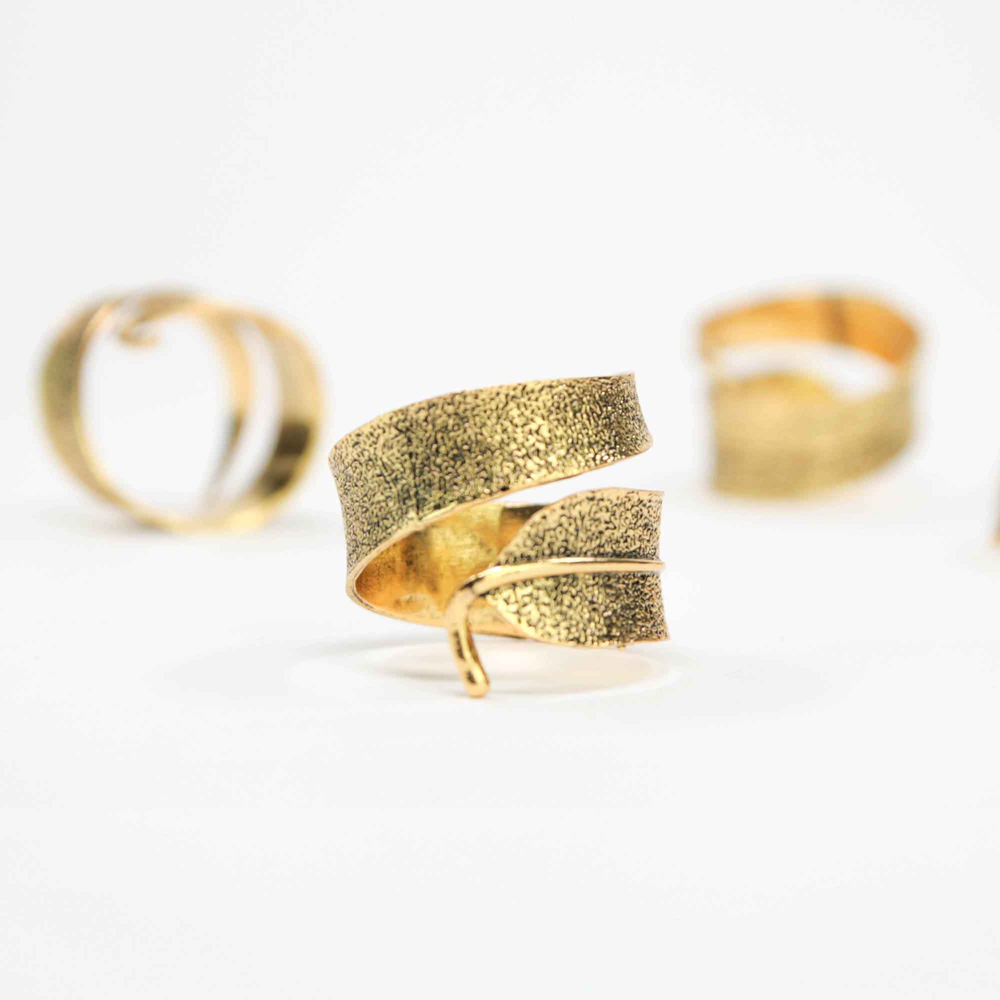 serviettenringe-gold-eukalyptus-05 Serviettenringe gold EUKALYPTUS, 4er Set
