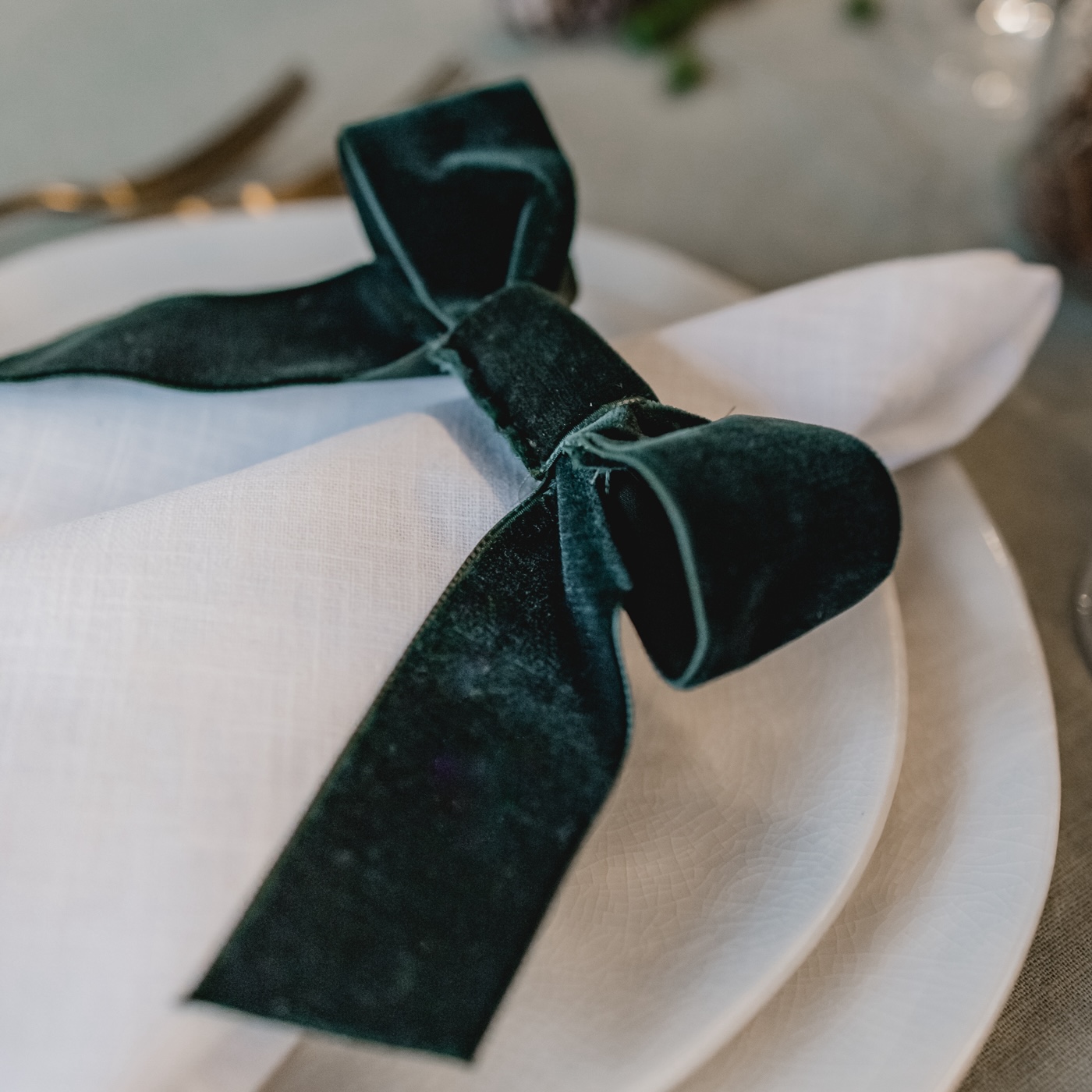 4er Set Serviettenring SAMTSCHLEIFE VELVET tannengrün 4er Set Serviettenring SAMTSCHLEIFE VELVET tannengrün